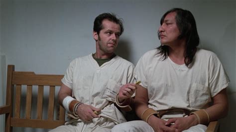 One Flew Over the Cuckoo's Nest een meesterwerk over individualisme en de gevaren van het systeem!