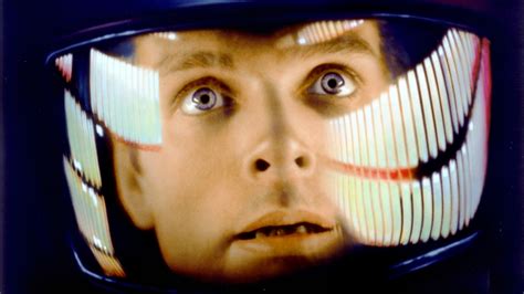 Space Odyssey 2001: Een Visionaire Ruimtereis vol Existentiële Vraagtekens!